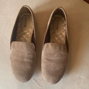Birdies Classic Beige Loafers